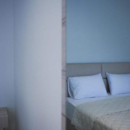 Hotel Lefkes Paralía Skotínis Extérieur photo