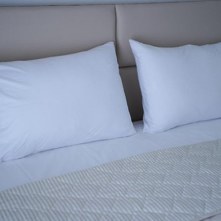 Hotel Lefkes Paralía Skotínis Extérieur photo