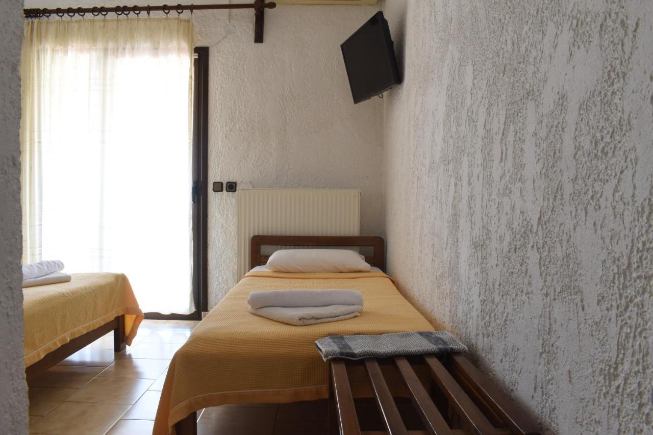 Hotel Lefkes Paralía Skotínis Extérieur photo