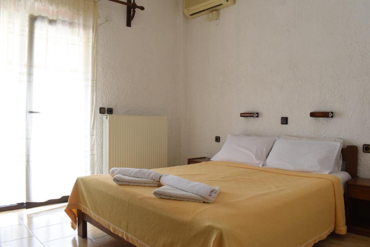 Hotel Lefkes Paralía Skotínis Extérieur photo